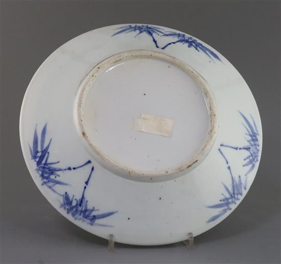 A Chinese blue and white dish, 19th century, diameter 31cm